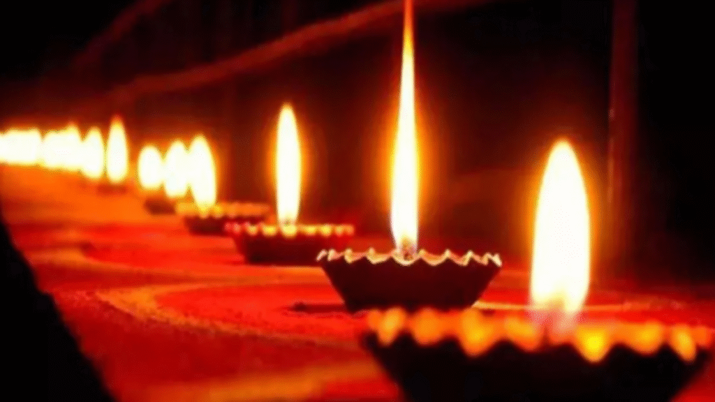 Diwali 2025: आज देशभर में मनाई जाएगी रोशनी का पर्व, जानें शुभ मुहूर्त, सावधानियां और खास व्यवस्थाएं - Samachar Mirchi