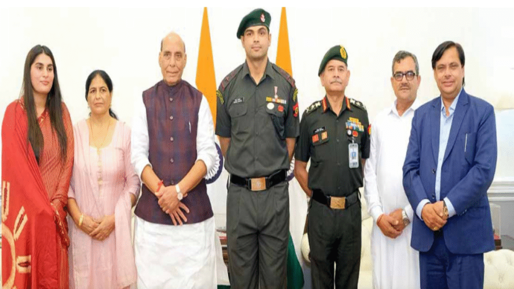 नीरज चोपड़ा को सेना में मिला बड़ा सम्मान: बने ‘लेफ्टिनेंट कर्नल’, रक्षा मंत्री राजनाथ सिंह ने किया सम्मानित नीरज चोपड़ा को सेना में मिला बड़ा सम्मान: बने ‘लेफ्टिनेंट कर्नल’, रक्षा मंत्री राजनाथ सिंह ने किया सम्मानित - Samachar Mirchi