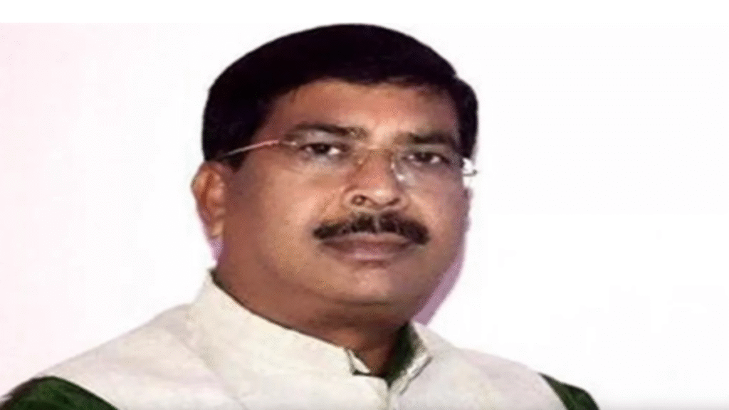 बिहार चुनाव से पहले झारखंड में बड़ा सियासी बदलाव: आदित्य साहू बने भाजपा के प्रदेश कार्यकारी अध्यक्ष बिहार चुनाव से पहले झारखंड में बड़ा सियासी बदलाव: आदित्य साहू बने भाजपा के प्रदेश कार्यकारी अध्यक्ष - Samachar Mirchi