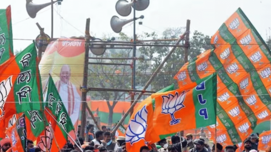बिहार चुनाव में बगावत पर बीजेपी का बड़ा एक्शन: चार नेताओं को पार्टी से 6 साल के लिए निष्कासित किया गया - Samachar Mirchi