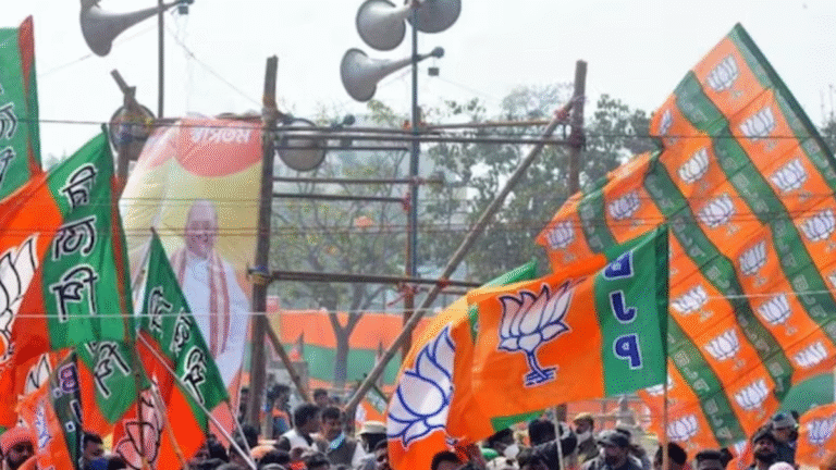 बिहार चुनाव में बगावत पर बीजेपी का बड़ा एक्शन: चार नेताओं को पार्टी से 6 साल के लिए निष्कासित किया गया