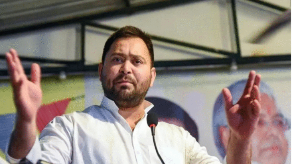 बिहार चुनाव 2025: राजद ने किया ऐतिहासिक एलान, जीविका दीदियों को मिलेगा सरकारी कर्मचारी का दर्जा - Samachar Mirchi