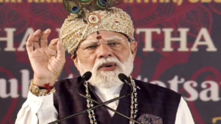 उडुपी में पीएम मोदी का सशक्त संदेश: वसुधैव कुटुम्बकम से मिशन सुदर्शन चक्र तक—‘नया भारत किसी के सामने झुकता नहीं’