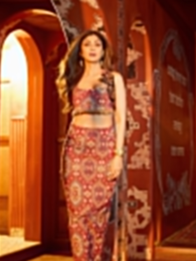 शिल्पा शेट्टी का -मॉर्डन फ्यूजन लुक वायरल, सोशल मीडिया पर बरसी तारीफों की बौछार