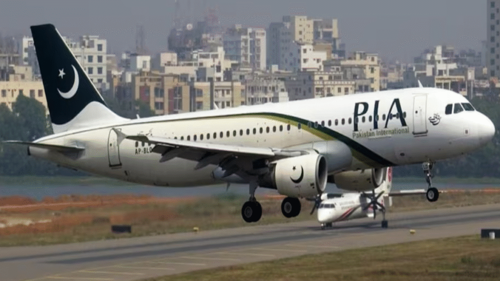 बिक गई पाकिस्तान की सरकारी एयरलाइन PIA: (PIA) की प्राइवेटाइजेशन प्रक्रिया 23 दिसंबर को पूरी हुई! बिक गई पाकिस्तान की सरकारी एयरलाइन PIA: (PIA) की प्राइवेटाइजेशन प्रक्रिया 23 दिसंबर को पूरी हुई! - Samachar Mirchi