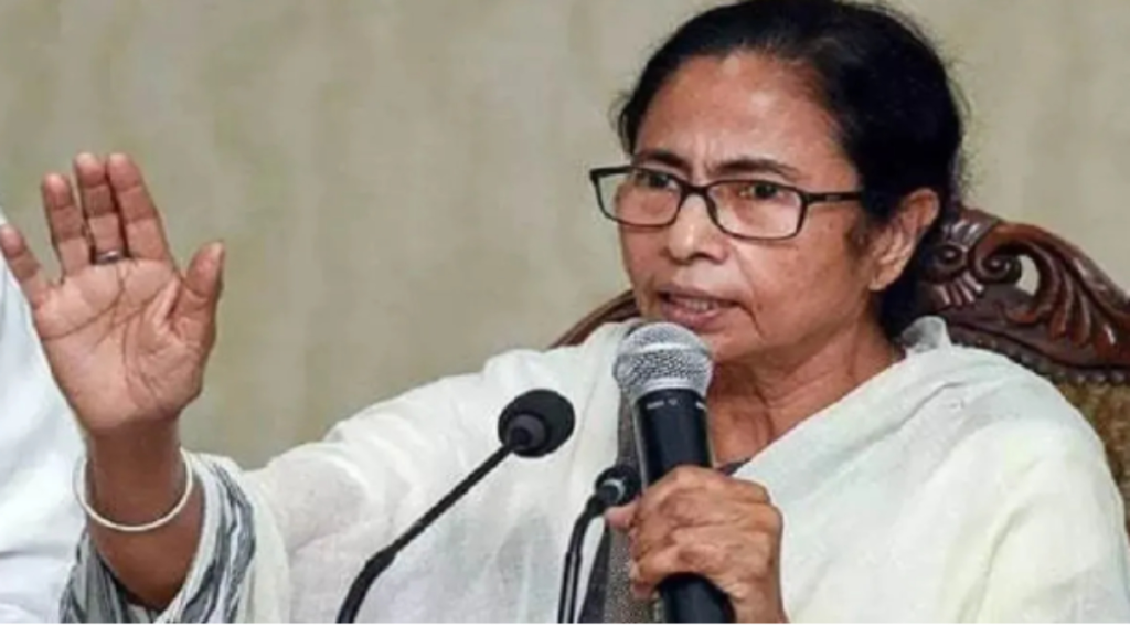 ‘फिर मेरे रोज़े पर जाने पर आपत्ति क्यों’: तुष्टीकरण के आरोपों पर ममता बनर्जी का पलटवार - Samachar Mirchi