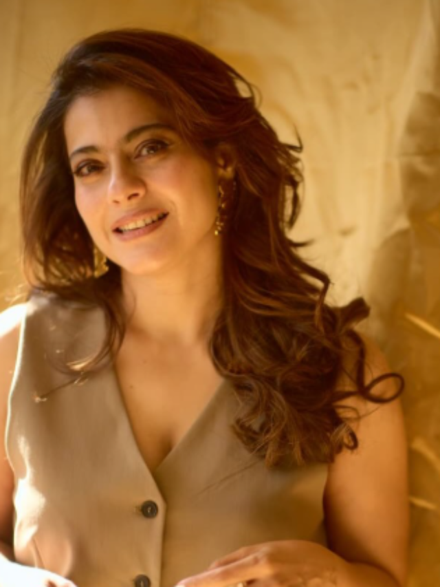 51 की उम्र में बेहद खूबसूरत हैं काजोल, , देखें तस्वीरें