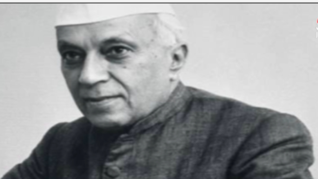 नेहरू की गलतियों को स्वीकार करना जरूरी, लेकिन हर समस्या के लिए उन्हें दोषी ठहराना अनुचित: शशि थरूर