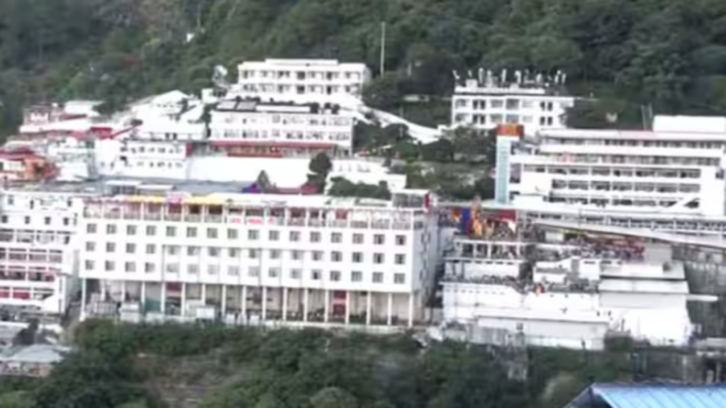अलर्ट! वैष्णो देवी धाम बुकिंग से पहले ये जरूर जानें, श्राइन बोर्ड ने जारी की फ्रॉड एडवाइजरी - Samachar Mirchi