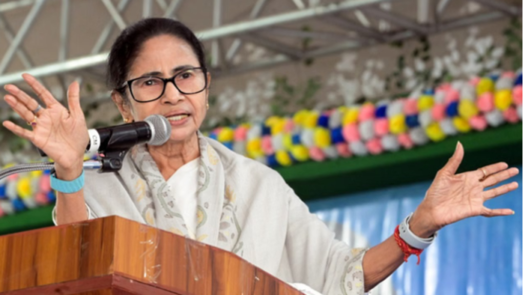 राष्ट्रीय मतदाता दिवस पर ममता बनर्जी का चुनाव आयोग पर हमला, भाजपा के इशारे पर काम करने का आरोप - Samachar Mirchi