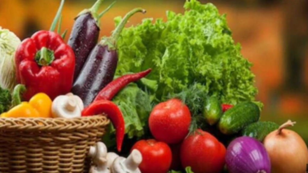फरवरी में घर पर कम मेहनत से उगाएं ये सब्जियां, ज्यादा पैदावार के टिप्स
