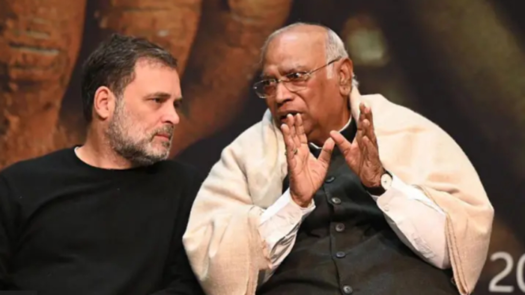 कांग्रेस ने पश्चिम बंगाल विधानसभा चुनाव 2026 अकेले लड़ने का फैसला क्यों किया? कांग्रेस ने पश्चिम बंगाल विधानसभा चुनाव 2026 अकेले लड़ने का फैसला क्यों किया? - Samachar Mirchi
