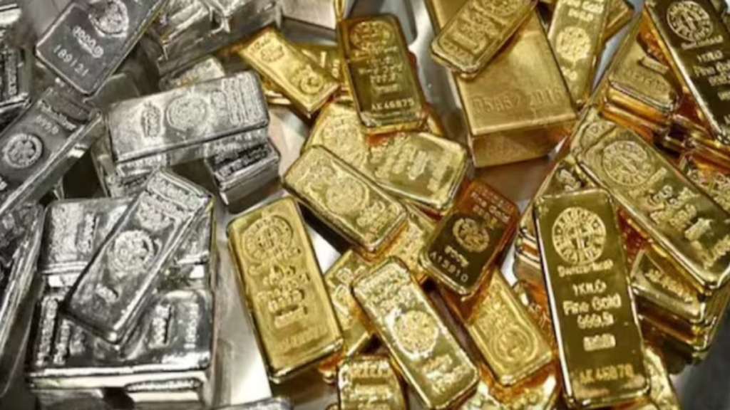 सोना-चांदी रेट में अचानक गिरावट: चांदी हाई से ₹1.59 लाख सस्ती, सोना भी फिसला - Samachar Mirchi