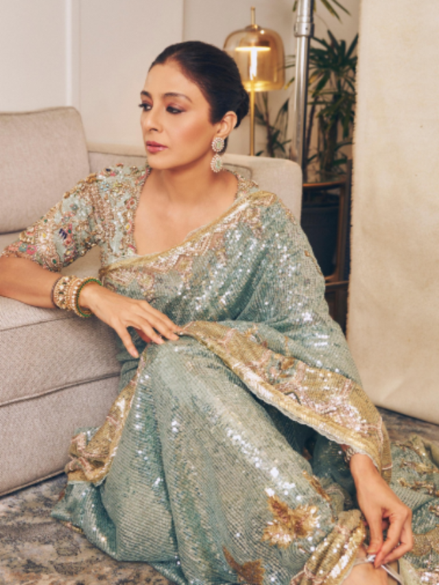 53 की कुंवारी तब्बू बन गईं महारानी, अदाएं देख फिसला दीवानों का दिल