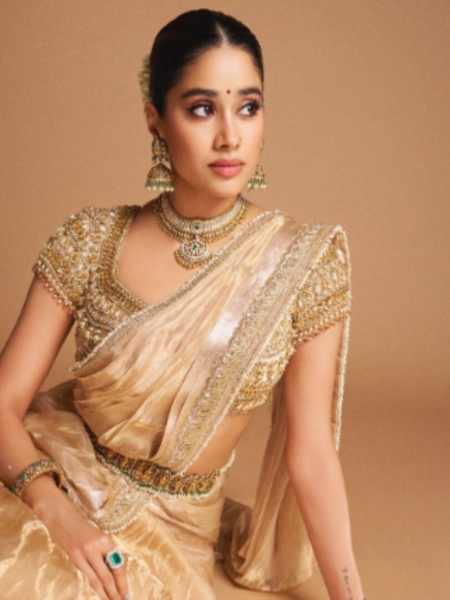 जाह्नवी कपूर की सबसे खूबसूरत तस्वीरें, एक्ट्रेस के हुस्न पर फिदा ना हो जाएं तो कहना