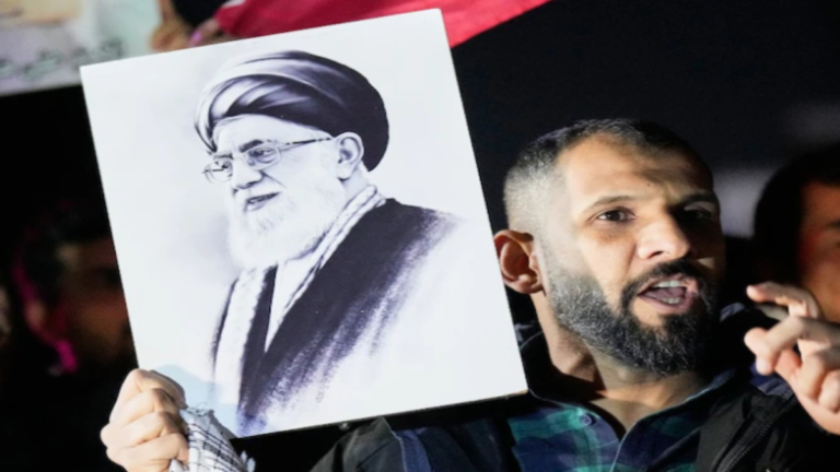 अमेरिका-इजरायल के हमलों में ईरान के सुप्रीम लीडर खामेनेई की मौत, मिडिल ईस्ट में युद्ध जैसी स्थिति