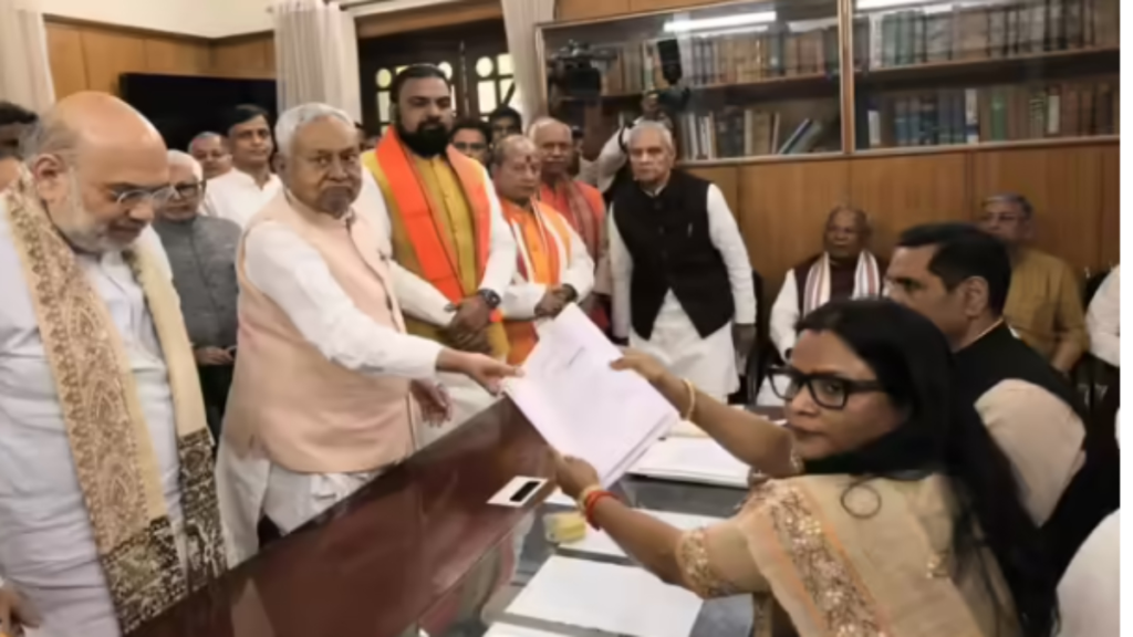 बिहार के मुख्यमंत्री नीतीश कुमार ने राज्यसभा चुनाव के लिए नामांकन दाखिल कर दिया - Samachar Mirchi