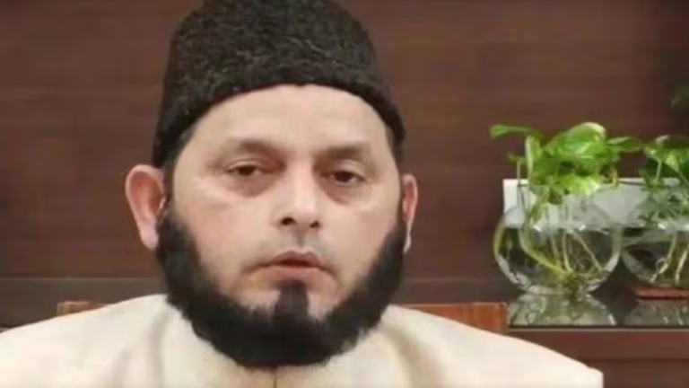 जनगणना 2027: मौलाना खालिद रशीद की मुसलमानों से खास अपील, ‘धर्म में इस्लाम और मातृभाषा में उर्दू जरूर लिखें’