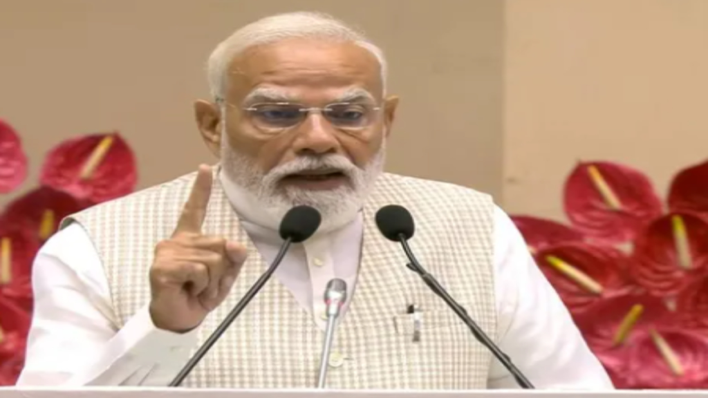 ‘नया इतिहास रचने वाली है भारतीय संसद’, नारी शक्ति वंदन सम्मेलन में बोले पीएम मोदी - Samachar Mirchi