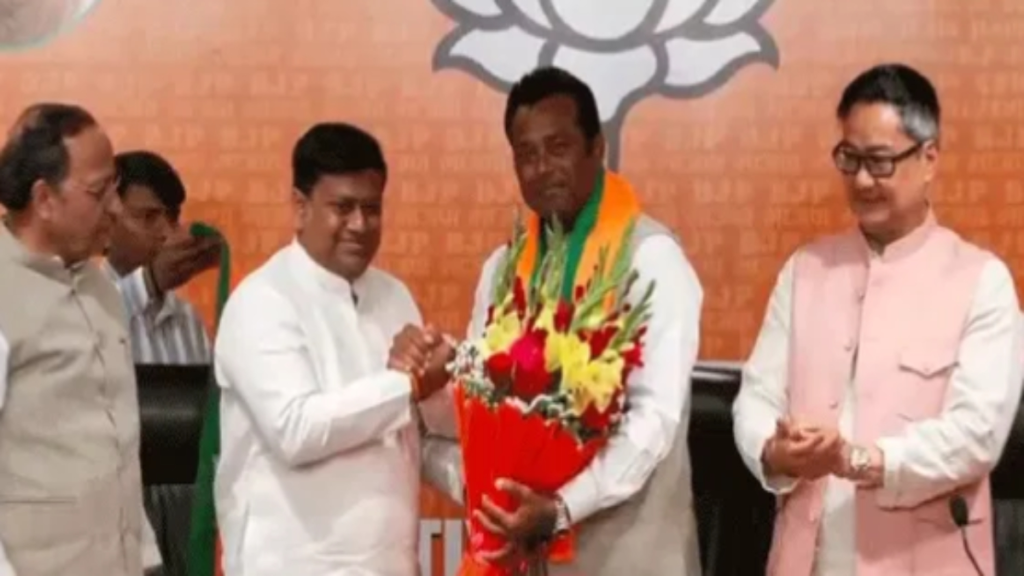 लिएंडर पेस भाजपा में शामिल: बंगाल चुनाव से पहले टेनिस दिग्गज ने लिया सदस्यता लिएंडर पेस भाजपा में शामिल: बंगाल चुनाव से पहले टेनिस दिग्गज ने लिया सदस्यता - Samachar Mirchi
