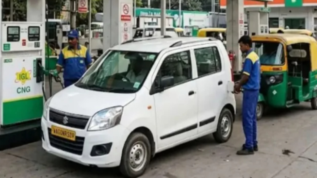 CNG Price Hike: पेट्रोल-डीजल के बाद CNG के बढ़े दाम, दिल्ली में दो रुपये प्रति किलो हुई महंगी - Samachar Mirchi