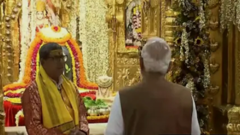 सोमनाथ मंदिर में ‘अमृत महोत्सव’ का भव्य आयोजन, पीएम मोदी ने की शिव आराधना देशभर में उत्सव