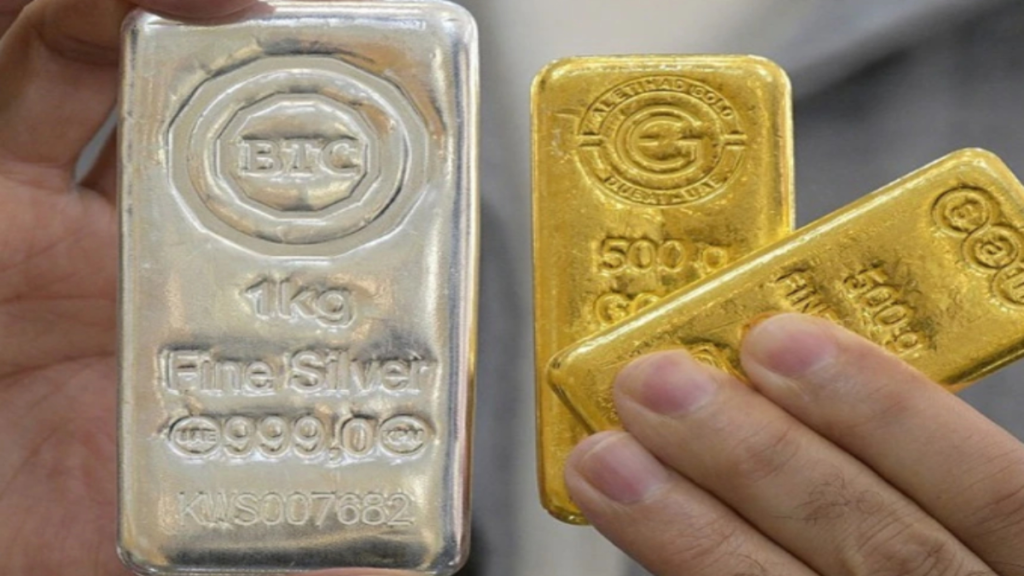 Gold-Silver Price Fall: आज फिर बड़ी गिरावट, 5 दिन में ₹9000 तक सस्ता हुआ सोना-चांदी - Samachar Mirchi