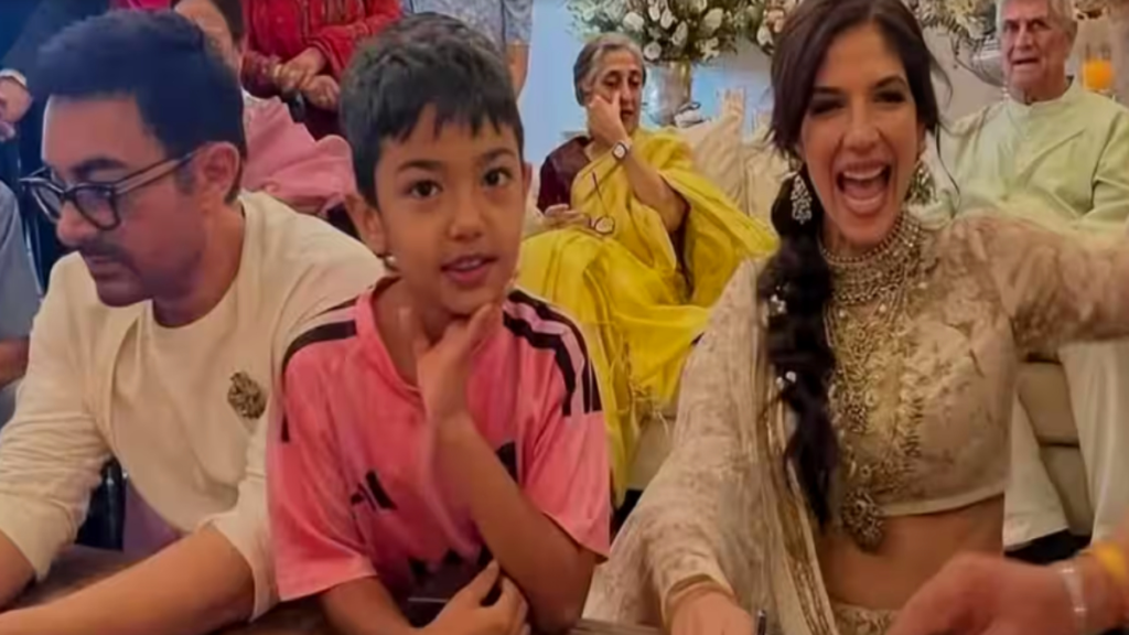 आमिर खान ने गौरी स्प्रैट से की शादी, धर्म परिवर्तन की अफवाह , जानें क्या है इसकी सच्चाई? आमिर खान ने गौरी स्प्रैट से की शादी, धर्म परिवर्तन की अफवाह , जानें क्या है इसकी सच्चाई? - Samachar Mirchi