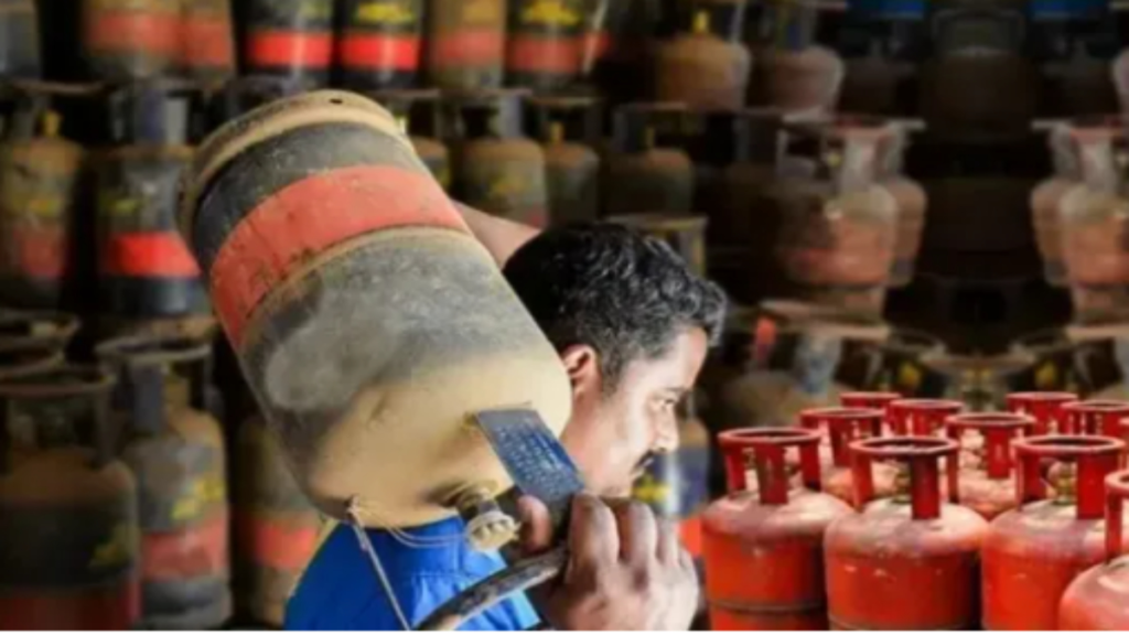 देश में LPG एफिशिएंसी पॉलिसी लाने की मांग, पुणे गैस ने केंद्र को सौंपा प्रस्ताव, जानें क्या है पूरा मामला - Samachar Mirchi