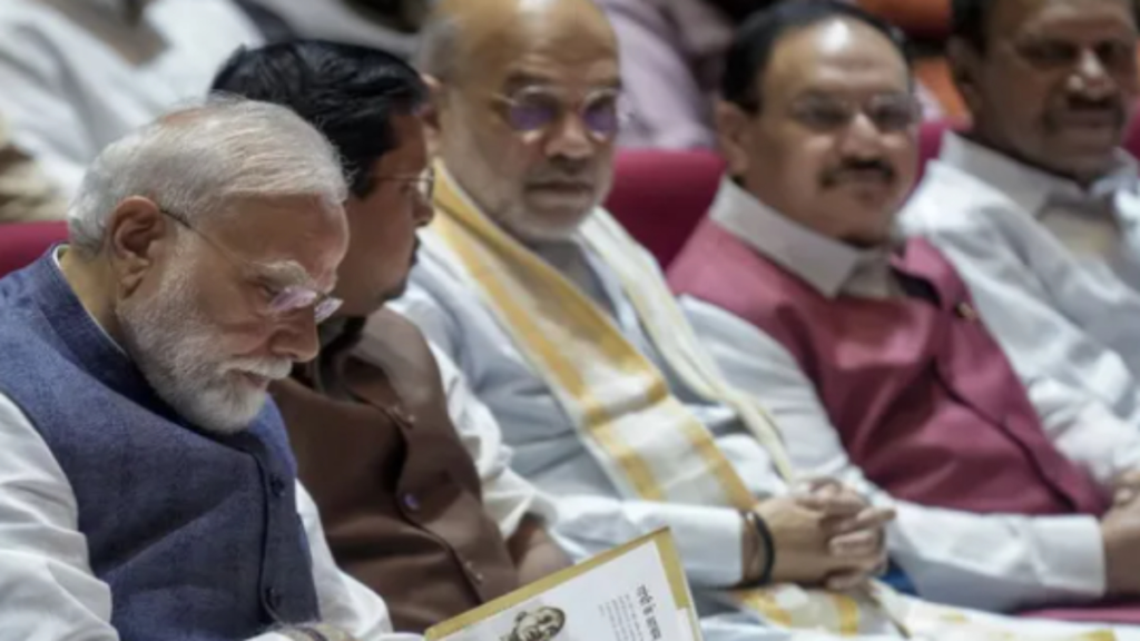 कम से कम 10 साल की जेल और मोटा जुर्माना… पेपर लीक पर कैबिनेट में आज बड़े फैसले लेगी सरकार कम से कम 10 साल की जेल और मोटा जुर्माना… पेपर लीक पर कैबिनेट में आज बड़े फैसले लेगी सरकार - Samachar Mirchi