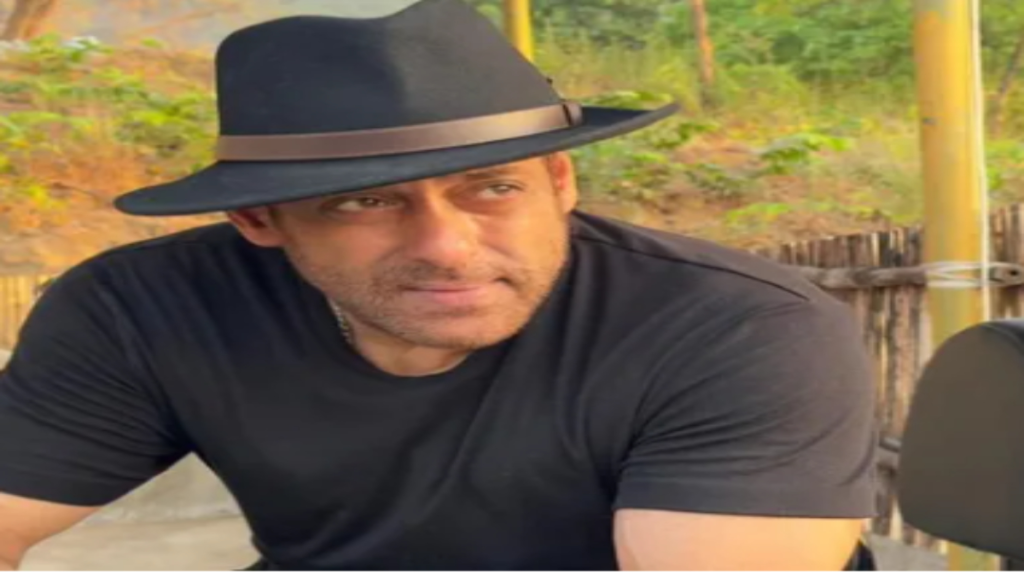सलमान खान के घर के बाहर पुलिसकर्मी की मौत, बिश्नोई की धमकी के बाद सुरक्षा के लिए था तैनात - Samachar Mirchi