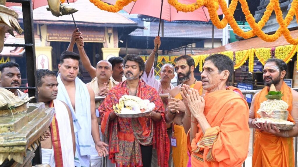 तमिलनाडु सरकार का बड़ा फ़ैसला: 52 मंदिरों में स्मार्टफ़ोन पर रोक तमिलनाडु सरकार का बड़ा फ़ैसला: 52 मंदिरों में स्मार्टफ़ोन पर रोक - Samachar Mirchi